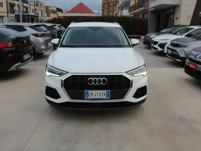 Usata Audi Q3 Advanced 150 CV (110 kW) 2023 Bianco SUV