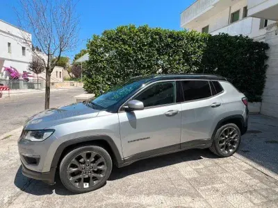 Usata Jeep Compass 119 CV (87 kW) 2020 Grigio SUV