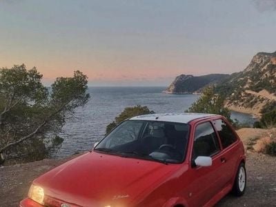 Usata Ford Fiesta RS 131 CV (96 kW) 1992 Rosso Utilitaria