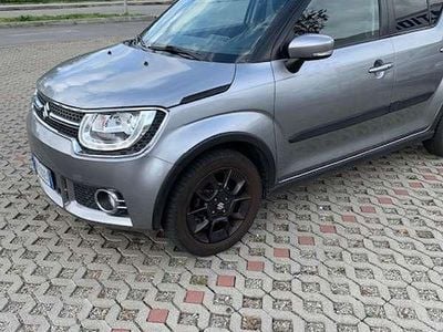 Usata Suzuki Ignis 90 CV (66 kW) 2017 Argento SUV