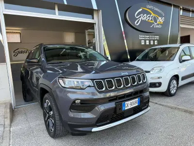 Usata Jeep Compass Limited 131 CV (96 kW) 2022 Grigio SUV