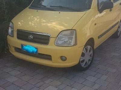 Usata Suzuki Wagon R+ 94 CV (69 kW) 2004 Giallo Monovolume