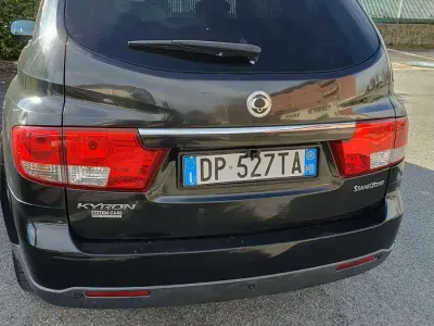 Usata SsangYong Kyron 141 CV (103 kW) 2008 Nero SUV