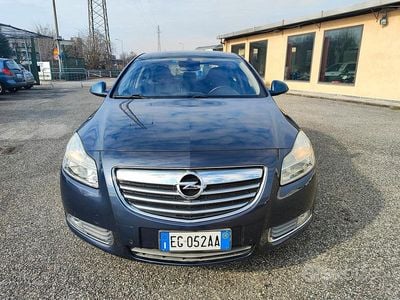 Usata Opel Insignia Cosmo 180 CV (132 kW) 2010 Grigio Berlina