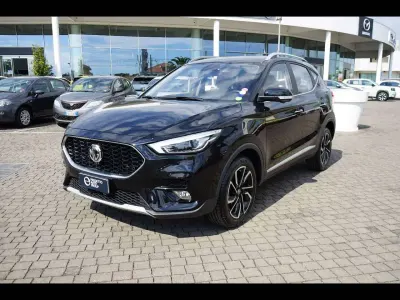 Usata MG ZS Luxury 106 CV (77 kW) 2024 Nero SUV