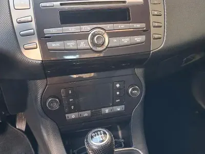 Usata Fiat Bravo 120 CV (88 kW) 2012 Nero Utilitaria