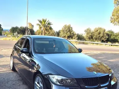 Usata BMW 320 Efficient Dynamics 2007 Nero Berlina