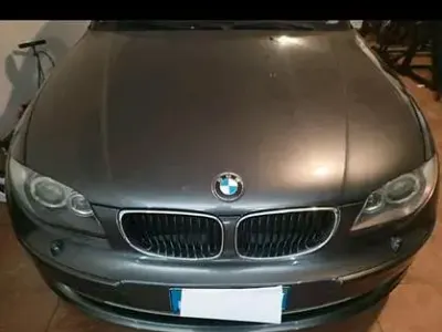 Usata BMW 120 177 CV (130 kW) 2008 Grigio Utilitaria
