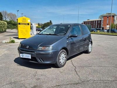 Brugt Fiat Punto 60 HK (44 kW) 2001 Grå Hatchback