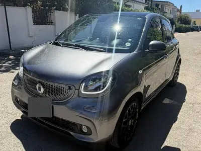 Usata Smart ForFour 2017 Utilitaria