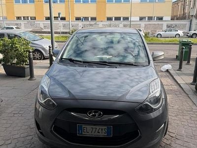 Usata Hyundai ix20 90 CV (66 kW) 2011 Grigio Utilitaria