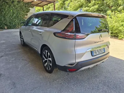 Usata Renault Espace 160 CV (117 kW) 2019 Grigio Monovolume
