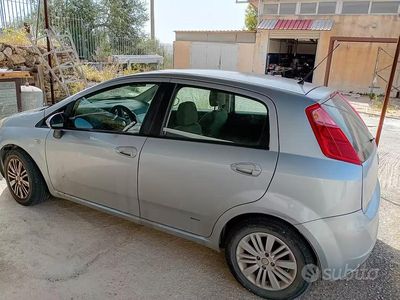 Usata Fiat Grande Punto 75 CV (55 kW) 2006 Utilitaria