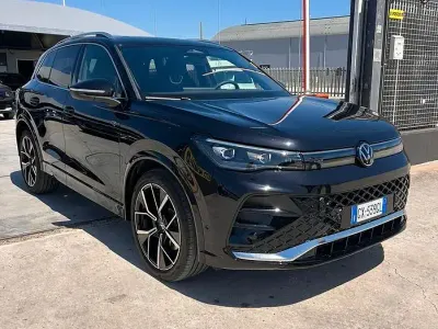 Occasion VW Tiguan R-line Plus 150 ch (110 kW) 2025 Noir SUV