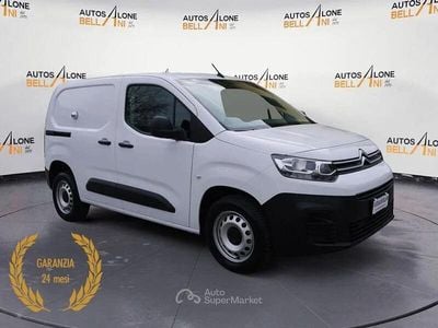 Usata Citroën Berlingo 101 CV (74 kW) 2024 Bianco Monovolume