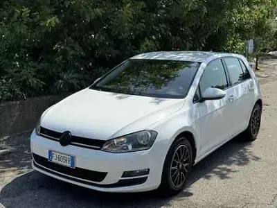 Usata VW Golf Sportsvan Comfortline 110 CV (80 kW) 2017 Monovolume
