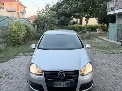 Usata VW Golf VI GT 140 CV (102 kW) 2008 Grigio Utilitaria