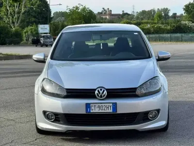 Usata VW Golf IV Highline 160 CV (117 kW) 2005 Argento Berlina