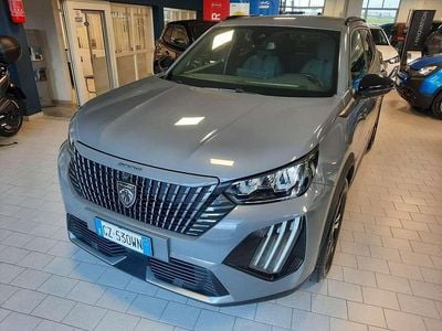 Usata Peugeot 2008 Allure 101 CV (74 kW) 2025 Grigio selenium SUV