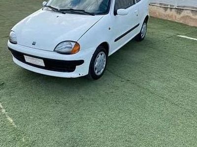 Usata Fiat 600 1998 Bianco Berlina