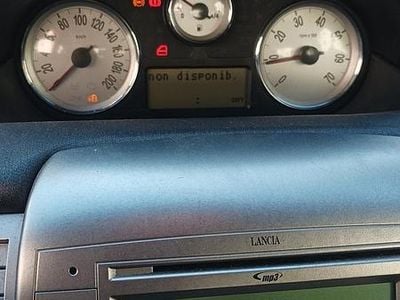 Begagnad Lancia Ypsilon 75 HK (55 kW) 2007 Grå Halvkombi