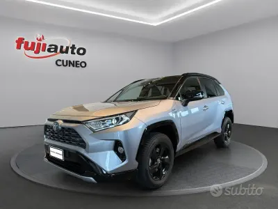 Usata Toyota RAV4 Hybrid Style 218 CV (160 kW) 2022 Grigio SUV