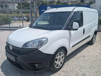 Usata Fiat Doblò 120 CV (88 kW) 2017 Bianco Monovolume