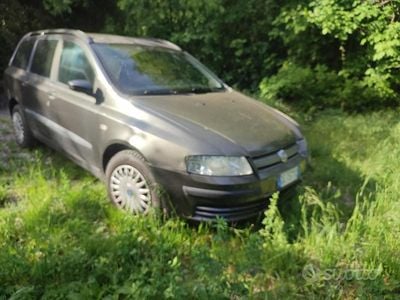 Occasion Fiat Stilo 120 ch (88 kW) 2006 Gris Break