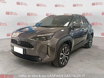 Usata Toyota Yaris Cross Trend 116 CV (85 kW) 2025 Grigio SUV