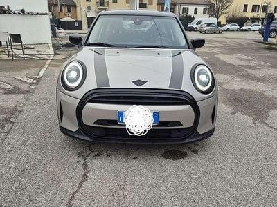 Usata 2023 Mini Cooper Classic Utilitaria | 24.900 € (Buon prezzo)