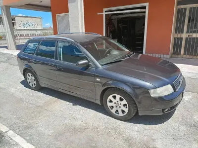 Usata Audi A4 130 CV (95 kW) 2003 Grigio Station wagon