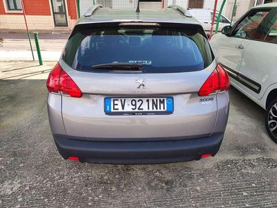 Usata Peugeot 2008 Access 68 CV (50 kW) 2014 Argento SUV