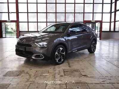 Usata Citroën C4 131 CV (96 kW) 2024 Grigio platinum SUV
