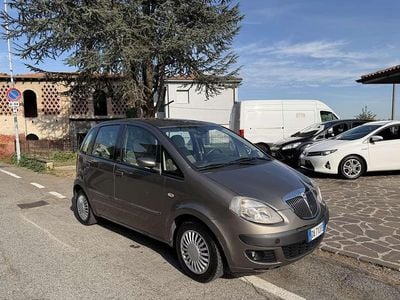 Usata Lancia Musa 69 CV (50 kW) 2006 Grigio Monovolume