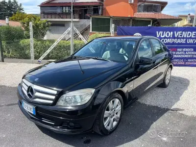 Usado Mercedes C200