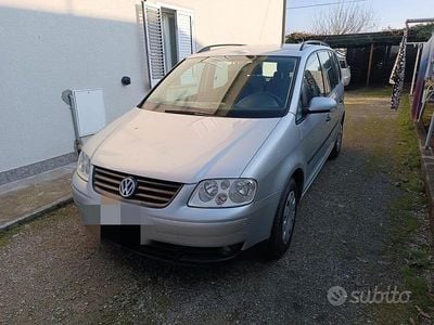 Usata VW Touran 101 CV (74 kW) 2004 Grigio Monovolume