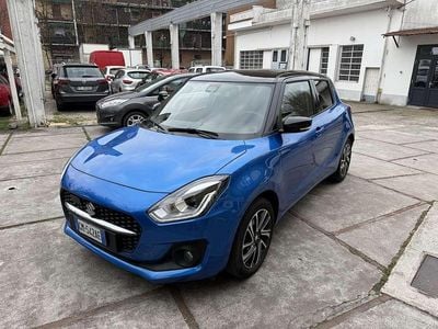 Usata Suzuki Swift 83 CV (61 kW) 2023 Blu/azzurro Utilitaria