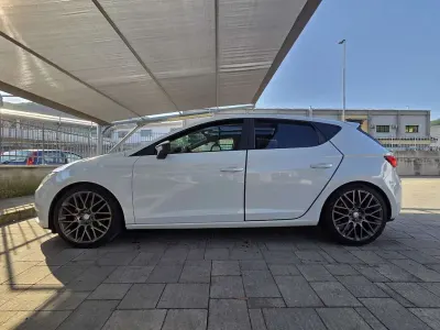 Usata Seat Leon Style 105 CV (77 kW) 2013 Bianco Berlina