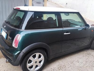 Usata Mini Cooper 116 CV (85 kW) 2006 Verde Utilitaria