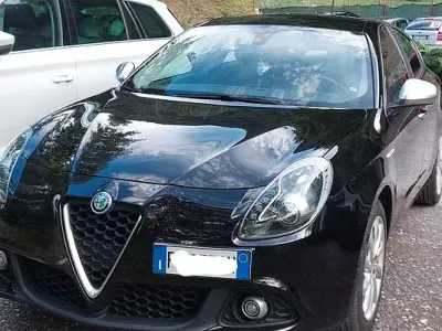 Usata Alfa Romeo Giulietta 120 CV (88 kW) 2017 Nero Utilitaria