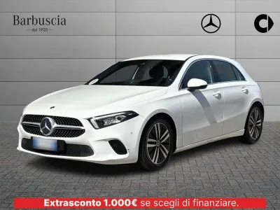 Usata Mercedes A180 Business 116 CV (85 kW) 2020 Bianco Utilitaria