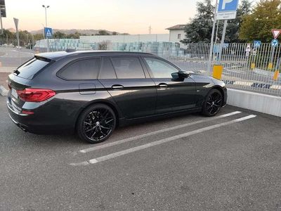 Usata BMW 520 Sport Line 190 CV (139 kW) 2018 Grigio Station wagon