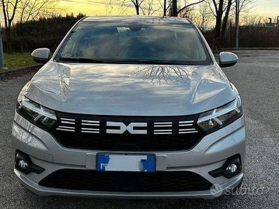 Usata Dacia Logan 90 CV (66 kW) 2023 Grigio Berlina