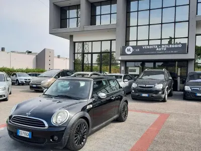 Usata Mini ONE 75 CV (55 kW) 2011 Nero Utilitaria