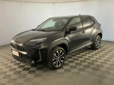 Usata Toyota Yaris Trend 116 CV (85 kW) 2021 Nero Utilitaria