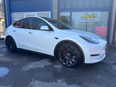Usata Tesla Model Y Performance 155 kW (211 CV) 2024 Other SUV