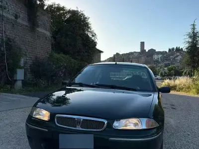 Usata Rover 214 103 CV (75 kW) 1999 Verde Berlina