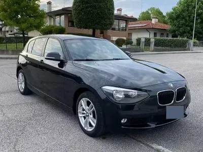 Usata BMW 118 143 CV (105 kW) 2011 Nero Utilitaria