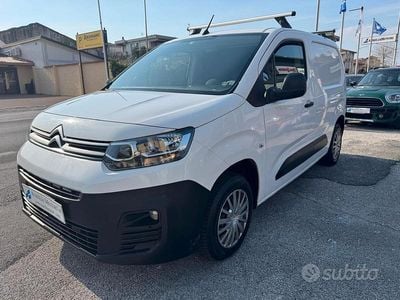 Usata Citroën Berlingo 99 CV (72 kW) 2018 Bianco Monovolume