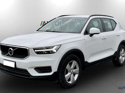 Usata Volvo XC40 Momentum 129 CV (94 kW) 2021 Bianco SUV